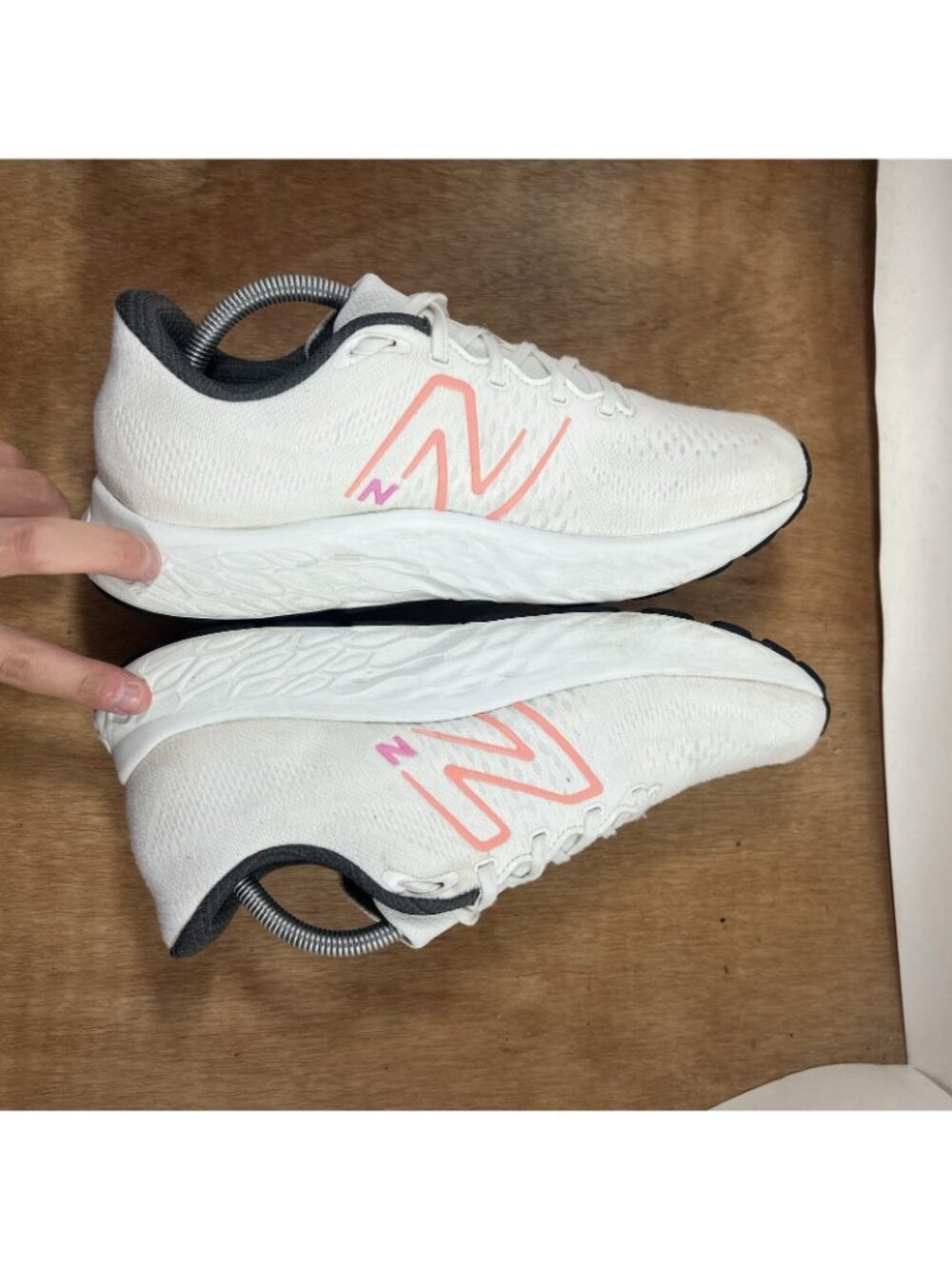 New Balance FF X EVOZ V3 Women Size 11 WEVOZLH3 White Running Sneaker - Picture 6 of 9